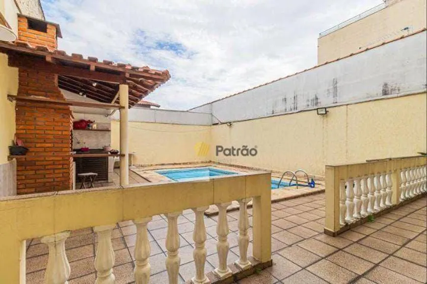 Foto 1 de Casa com 4 Quartos à venda, 224m² em Vila Floresta, Santo André