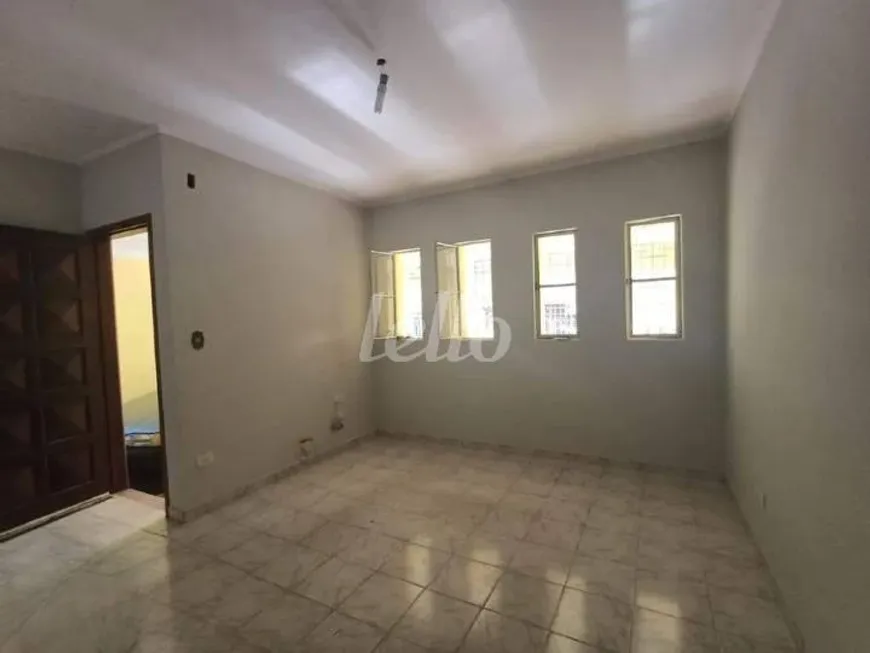 Foto 1 de Casa com 2 Quartos para alugar, 141m² em Vila Apiai, Santo André