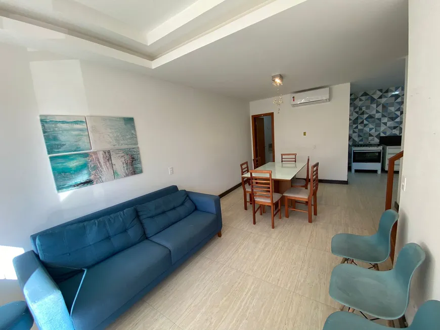 Foto 1 de Casa com 4 Quartos para venda ou aluguel, 130m² em Manguinhos, Serra