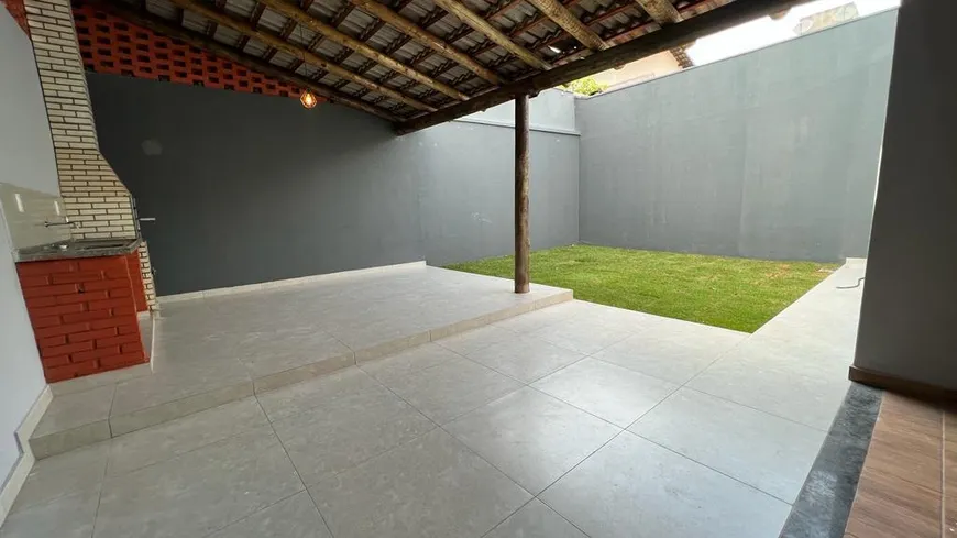 Foto 1 de Casa com 3 Quartos à venda, 160m² em Jardim Brasília, Uberlândia