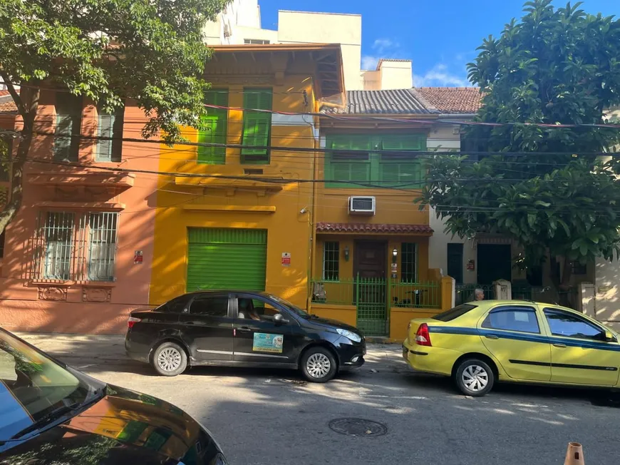 Foto 1 de Casa com 3 Quartos para alugar, 195m² em Botafogo, Rio de Janeiro