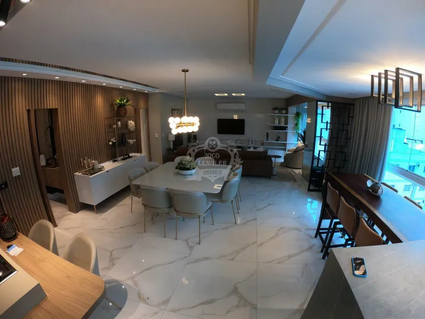 Foto 1 de Apartamento com 4 Quartos à venda, 160m² em Meia Praia, Itapema