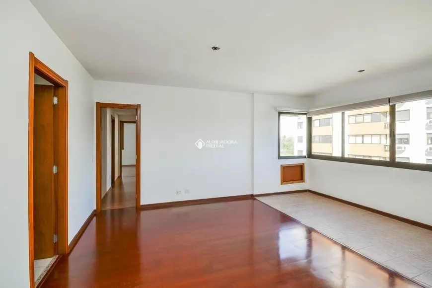 Foto 1 de Apartamento com 3 Quartos à venda, 82m² em Cristal, Porto Alegre