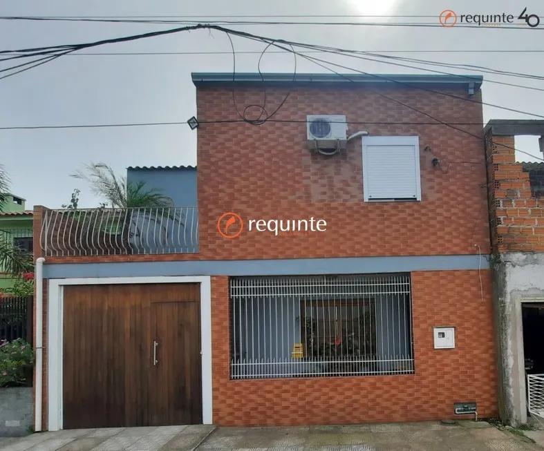 Foto 1 de Sobrado com 4 Quartos à venda, 180m² em Areal, Pelotas