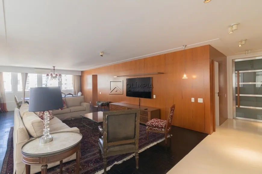 Foto 1 de Apartamento com 2 Quartos à venda, 183m² em Jardim Paulista, São Paulo