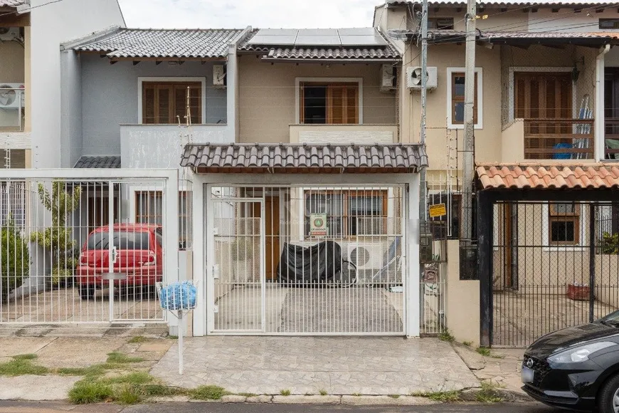 Foto 1 de Casa com 2 Quartos à venda, 95m² em Guarujá, Porto Alegre