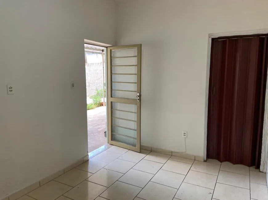 Foto 1 de Casa com 2 Quartos à venda, 126m² em Vila Queiroz, Limeira