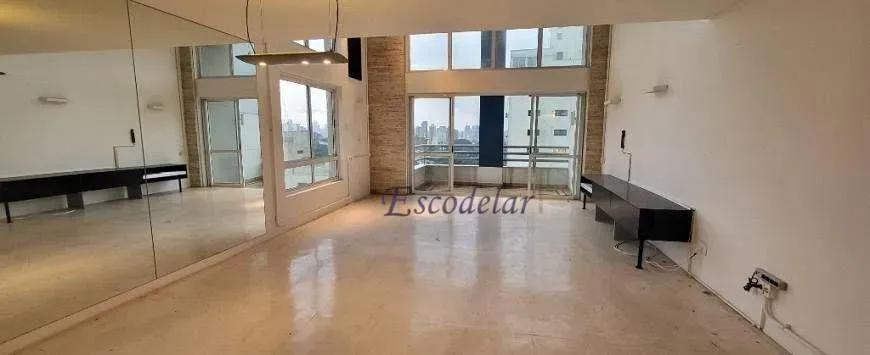 Foto 1 de Apartamento com 1 Quarto para venda ou aluguel, 134m² em Vila Madalena, São Paulo