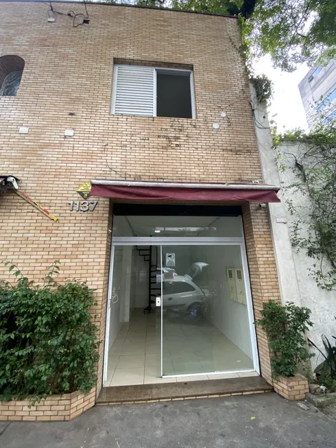 Foto 1 de Ponto Comercial com 1 Quarto para alugar, 25m² em Jardim Paulista, São Paulo