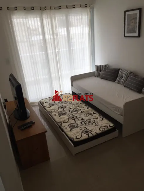 Foto 1 de Apartamento com 1 Quarto à venda, 50m² em Campo Belo, São Paulo