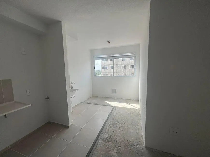 Foto 1 de Apartamento com 2 Quartos à venda, 44m² em Itaperi, Fortaleza