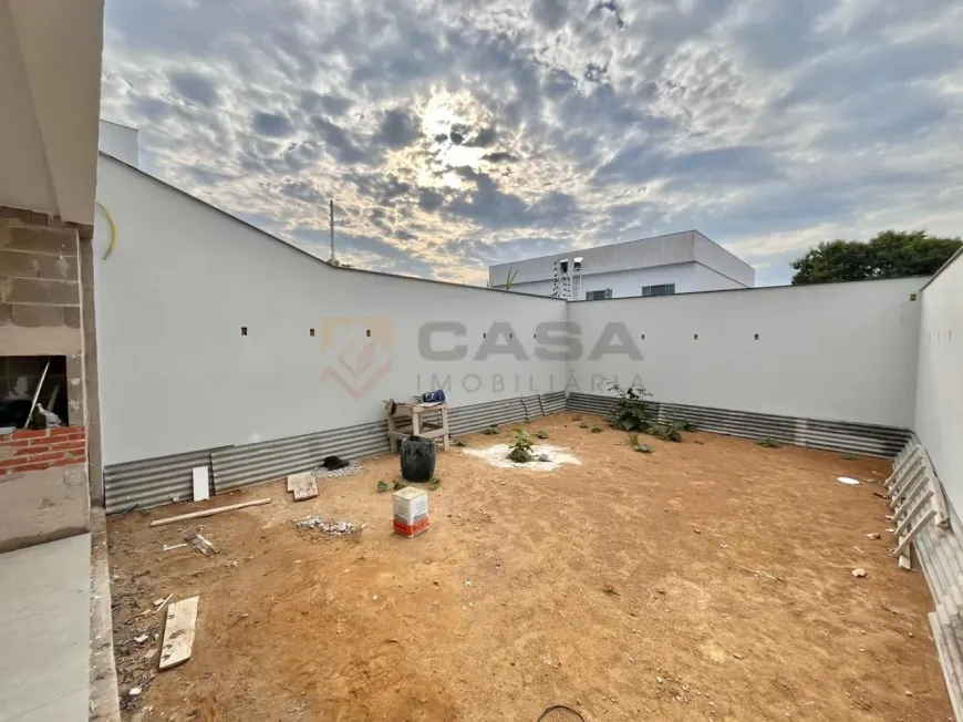 Foto 1 de Sobrado com 3 Quartos à venda, 180m² em Morada de Laranjeiras, Serra