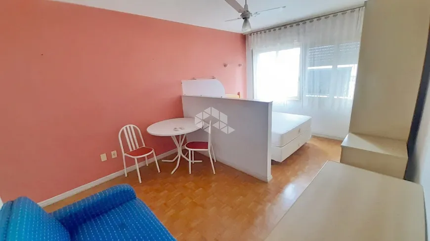 Foto 1 de Apartamento com 1 Quarto à venda, 32m² em Bom Fim, Porto Alegre