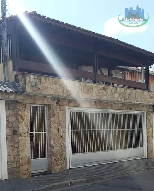 Foto 1 de Sobrado com 3 Quartos à venda, 263m² em Vila Galvão, Guarulhos