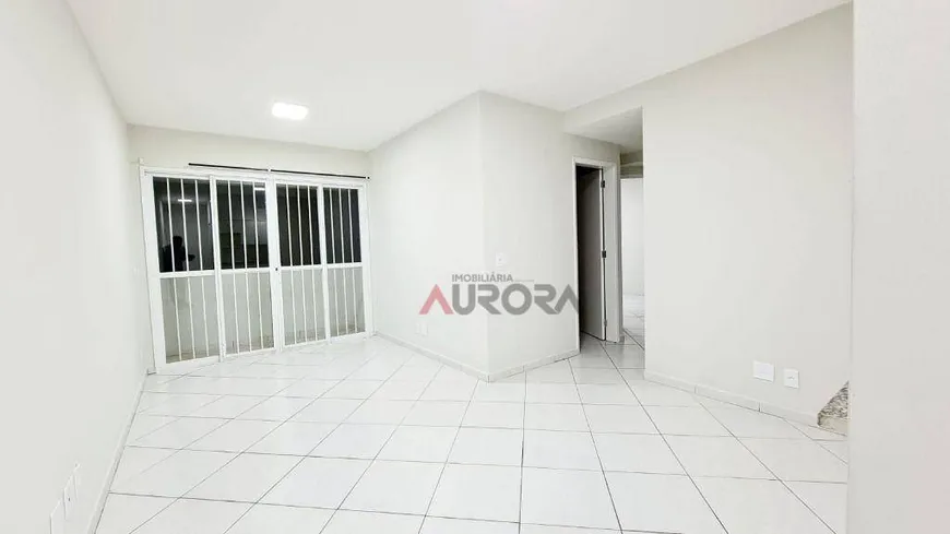 Foto 1 de Apartamento com 3 Quartos à venda, 70m² em Vale dos Tucanos, Londrina