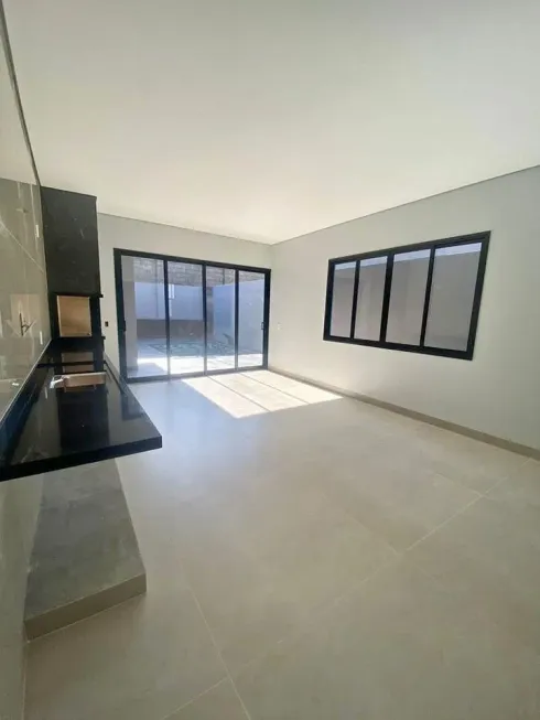 Foto 1 de Casa com 3 Quartos à venda, 120m² em Jardim Niero, Louveira