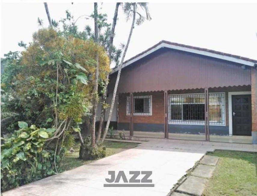 Foto 1 de Casa com 5 Quartos à venda, 200m² em Martim de Sa, Caraguatatuba