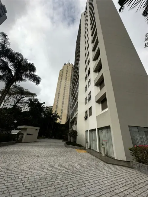 Foto 1 de Apartamento com 4 Quartos à venda, 127m² em Morumbi, São Paulo