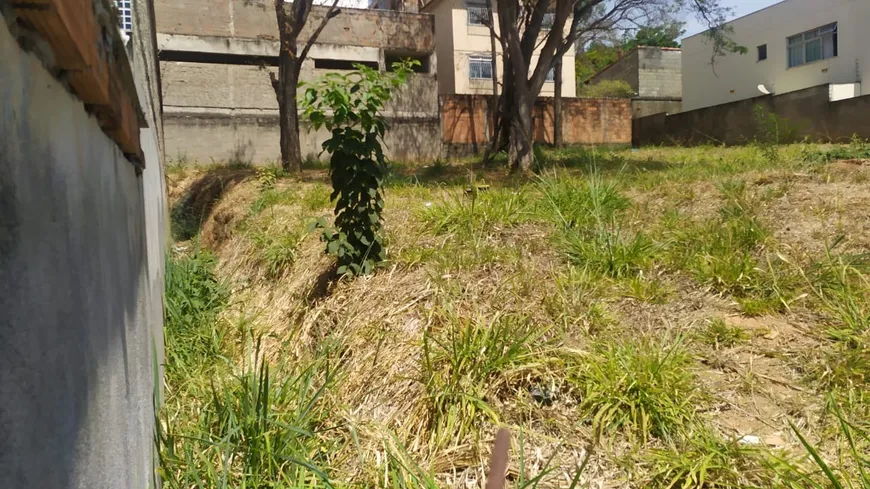 Foto 1 de Lote/Terreno à venda, 720m² em Santa Rosa, Belo Horizonte