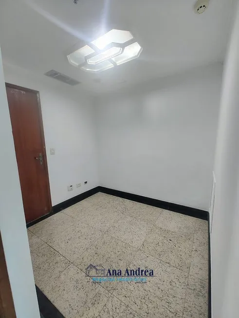 Foto 1 de Sala Comercial para alugar, 21m² em Jardim Maria Rosa, Taboão da Serra