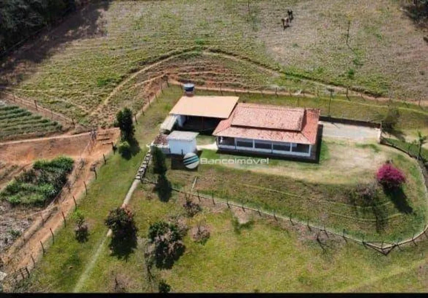 Foto 1 de Fazenda/Sítio com 2 Quartos à venda, 250m² em Zona Rural, Socorro