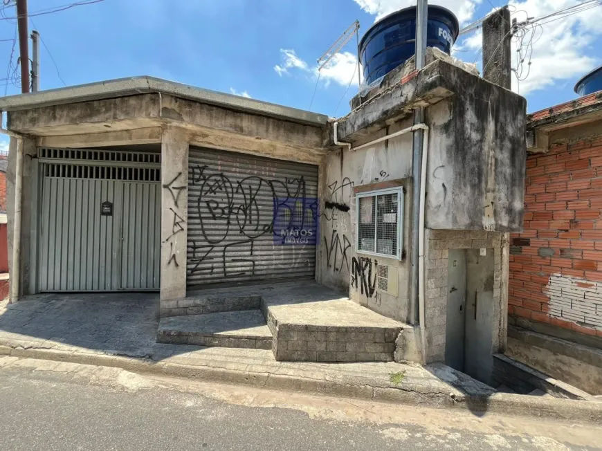 Foto 1 de Casa com 4 Quartos à venda, 200m² em Vila Silviânia, Carapicuíba