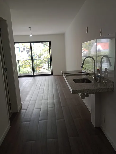 Foto 1 de Apartamento com 1 Quarto para alugar, 31m² em Bela Vista, São Paulo