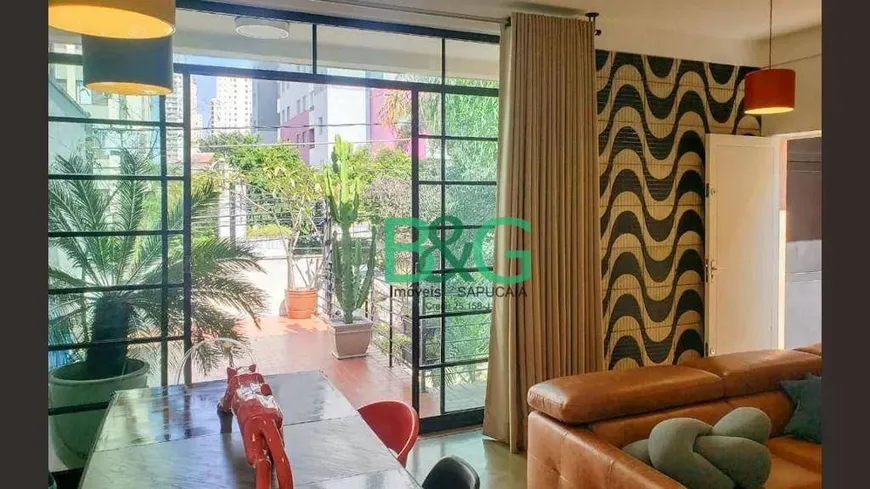 Foto 1 de Sobrado com 3 Quartos à venda, 220m² em Vila Bertioga, São Paulo