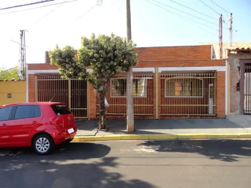Foto 1 de Casa com 4 Quartos à venda, 241m² em Ipiranga, Ribeirão Preto