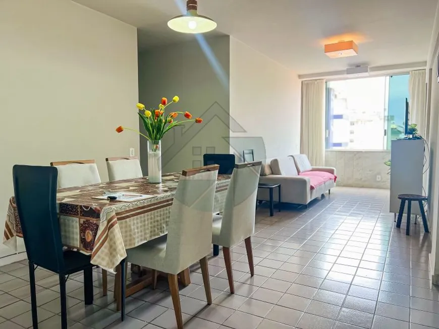 Foto 1 de Apartamento com 4 Quartos para venda ou aluguel, 87m² em Braga, Cabo Frio