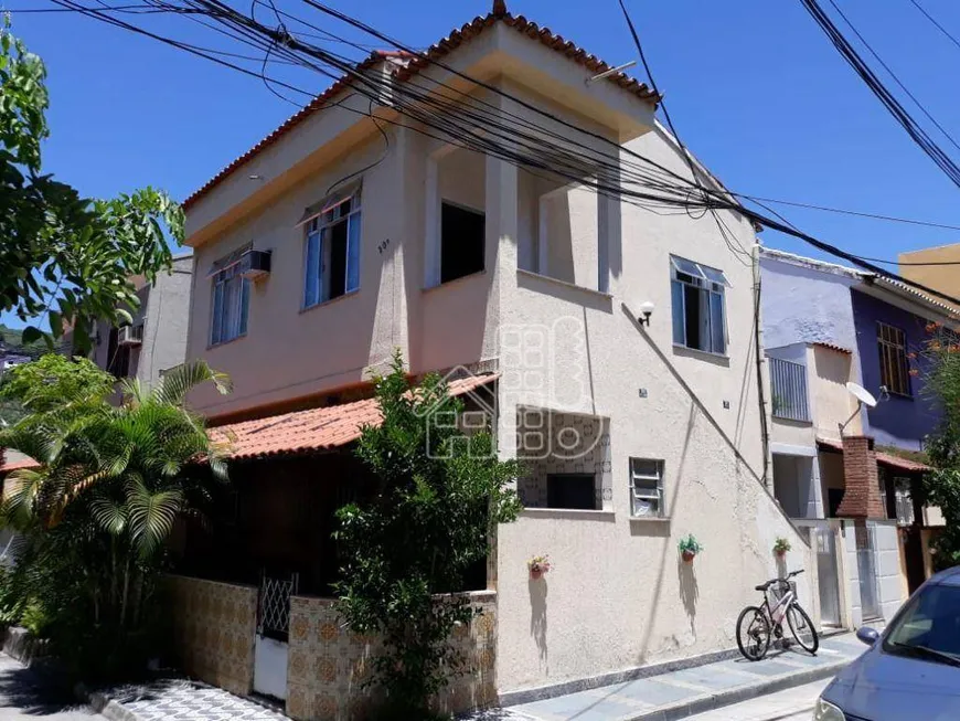 Foto 1 de Sobrado com 2 Quartos à venda, 100m² em Fonseca, Niterói