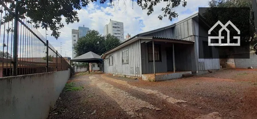Foto 1 de Lote/Terreno à venda, 600m² em Centro, Cascavel
