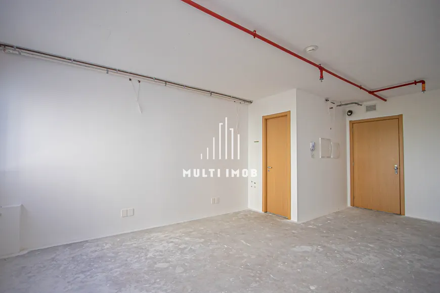 Foto 1 de Sala Comercial para alugar, 35m² em Boa Vista, Porto Alegre