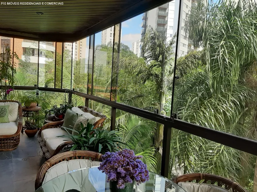 Foto 1 de Apartamento com 3 Quartos à venda, 200m² em Vila Suzana, São Paulo