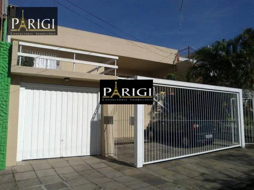 Foto 1 de Casa com 3 Quartos para alugar, 220m² em Jardim Itú Sabará, Porto Alegre