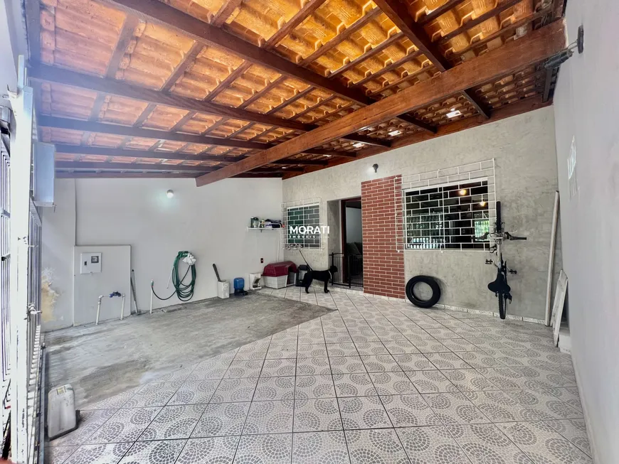 Foto 1 de Casa com 2 Quartos à venda, 47m² em Silveira da Motta, São José dos Pinhais