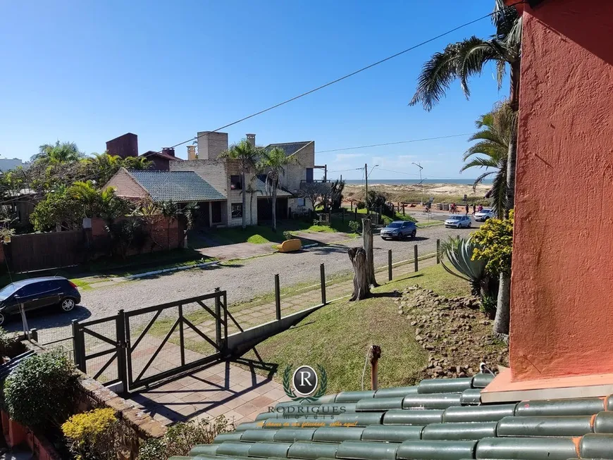 Foto 1 de Casa com 4 Quartos à venda, 220m² em Praia Grande, Torres