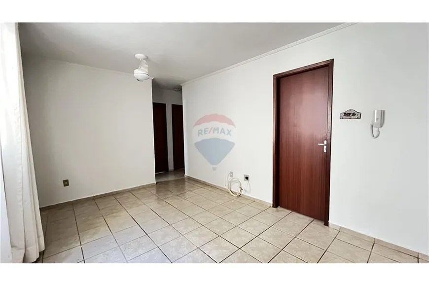 Foto 1 de Apartamento com 3 Quartos à venda, 61m² em Jardim Macedo, Ribeirão Preto