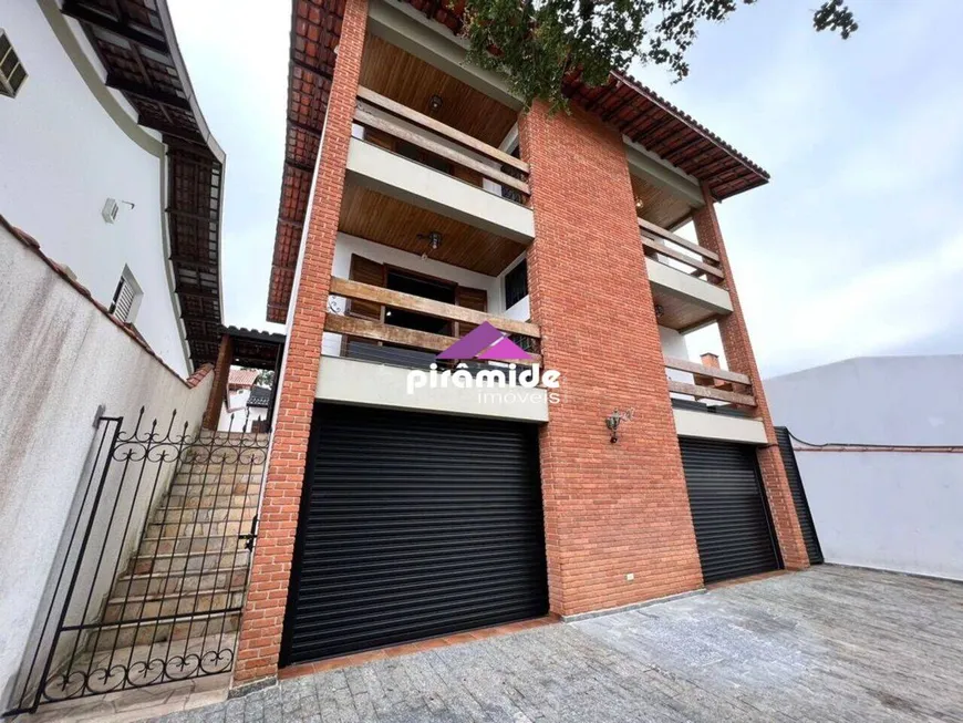 Foto 1 de Casa com 4 Quartos à venda, 360m² em Jardim Esplanada, São José dos Campos