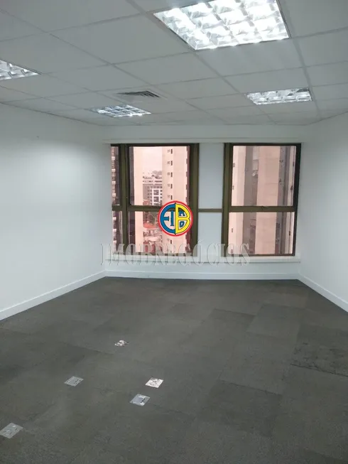 Foto 1 de Ponto Comercial com 7 Quartos para venda ou aluguel, 180m² em Chácara Santo Antônio, São Paulo