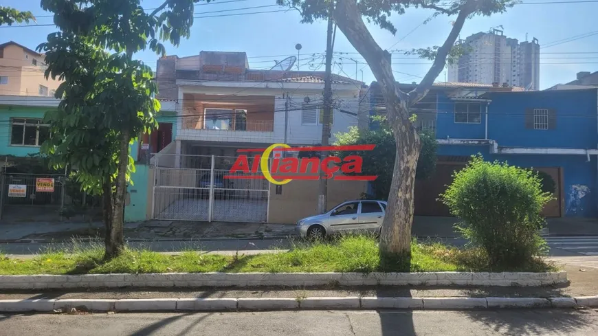 Foto 1 de Sobrado com 5 Quartos à venda, 268m² em Jardim Vila Galvão, Guarulhos