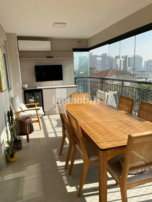 Foto 1 de Apartamento com 3 Quartos à venda, 95m² em Barra Funda, São Paulo