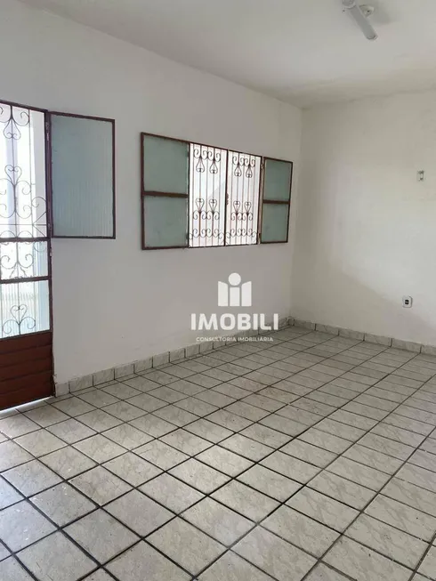 Foto 1 de Casa com 3 Quartos à venda, 200m² em Antares, Maceió