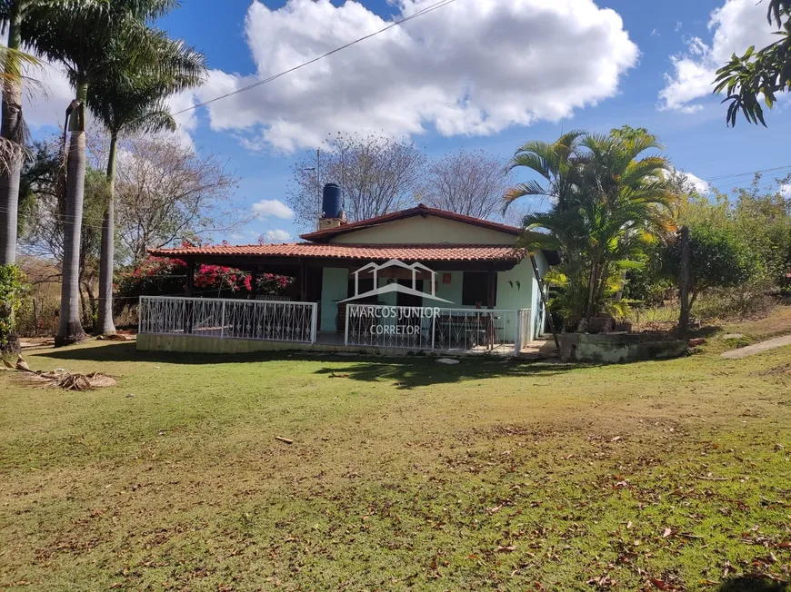 Foto 1 de Fazenda/Sítio com 3 Quartos à venda, 33000m² em Zona Rural, Montes Claros