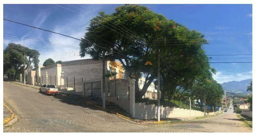 Foto 1 de Prédio Comercial para alugar, 4461m² em Centro, Cruzeiro