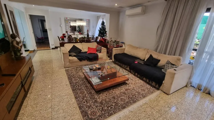 Foto 1 de Apartamento com 3 Quartos à venda, 135m² em Vila Regente Feijó, São Paulo
