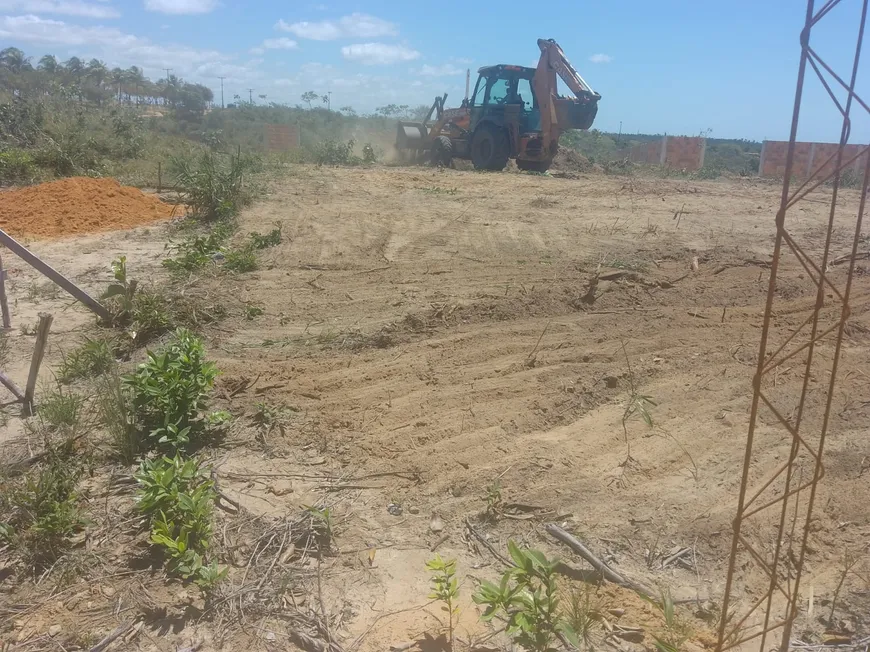 Foto 1 de Lote/Terreno à venda em Arembepe Abrantes, Camaçari