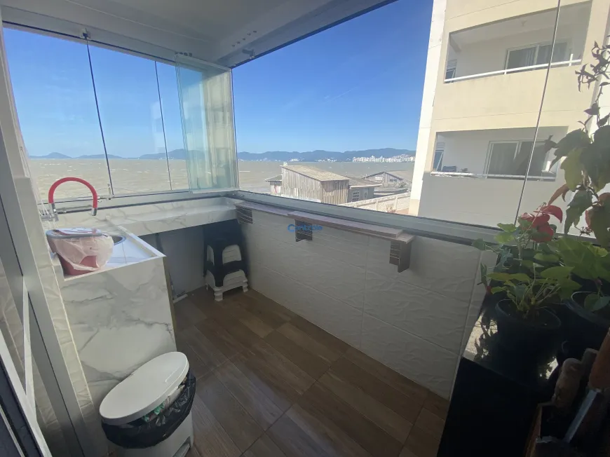 Foto 1 de Apartamento com 2 Quartos à venda, 57m² em Balneário, Florianópolis