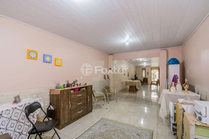 Foto 1 de Casa com 4 Quartos à venda, 300m² em Vila Ipiranga, Porto Alegre