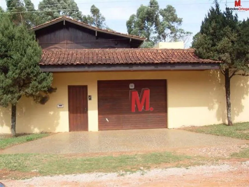 Foto 1 de Fazenda/Sítio com 3 Quartos à venda, 800m² em Parque Monte Bianco, Aracoiaba da Serra